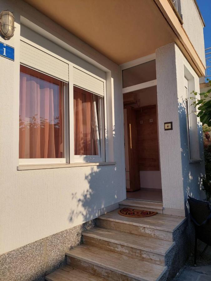 Apartmani Gamboc + Experience And Discounts Umag Luaran gambar